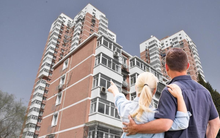 Mặc con cái phản đối, vợ chồng tôi quyết bán nhà khoảng 18 tỷ đồng, mua căn gần 5 tỷ đồng, số tiền còn lại làm 1 việc để tự bảo vệ mình, không dựa dẫm vào ai