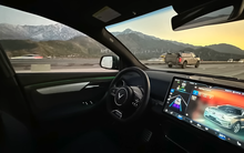 Vụ tài xế VF8 'nhảy' khỏi ghế lái, mặc xe tự chạy: Minh chứng thực tế Tesla, VinFast, Peugeot dễ 'ăn quả lừa'?