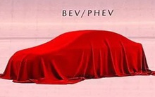 Mazda trưng hai mẫu sedan bí ẩn dễ là Mazda3 và Mazda6 thế hệ mới, hết hy vọng cầu sau và động cơ 6 xy-lanh như BMW