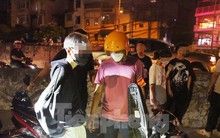 Cảnh sát 141 hóa trang truy quét nhóm thanh niên nẹt pô ở Nhà hát Lớn