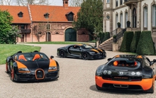 Đại gia mang 3 chiếc Bugatti lập kỷ lục thế giới đến trụ sở hãng và được đón tiếp theo cách đặc biệt