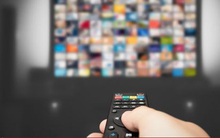 Yêu cầu gỡ bỏ ứng dụng xem truyền hình vi phạm khỏi giao diện và điều khiển TV thông minh