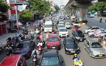 Ùn ứ trong ngày đầu dựng rào thi công trên đường Nguyễn Trãi