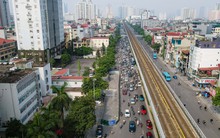 CLIP: Cận cảnh lô cốt khiến giao thông đường Nguyễn Trãi ùn ứ kéo dài giờ cao điểm