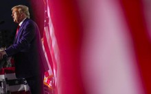 Ngay sau khi ra tòa, ông Trump gây quỹ được số tiền khủng