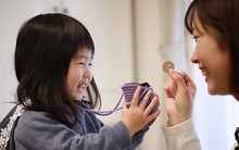 Cha mẹ có tính cách này, con cái ngày càng gắn bó khăng khít với gia đình