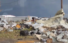 Mỹ: Lốc xoáy tàn phá thị trấn ở Texas, nhiều người chết, mất tích và bị thương