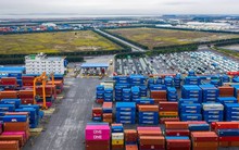 Doanh nghiệp kêu ách tắc cảng, cơ quan hải quan nói đang gỡ