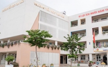 Điều gì khiến ngôi trường ở Hà  Nội thu hút phụ huynh xếp hàng xuyên đêm nộp hồ sơ cho con