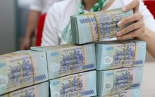 Nợ xấu tăng vọt, tài sản khủng rao bán...ế