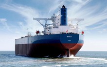 Khách mua nườm nượp, sản xuất dầu của Nga lại lập đỉnh mới