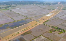 Hình hài cao tốc Bắc - Nam qua tỉnh Hà Tĩnh nhìn từ trên cao