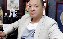 Bỏ học vì nhà nghèo, bôn ba đủ nghề kiếm sống: Sau hơn 30 năm, người đàn ông mở nhà máy sản xuất gốm sứ với vốn đầu tư gần 10 tỷ đồng, sưu tầm hàng loạt đồ cổ giá trị khủng