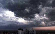 Chiều tối và đêm nay, nhiều nơi ở Bắc Bộ có mưa to đến rất to