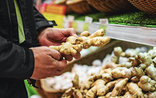 Nếu kiên trì ăn một lát gừng vào buổi sáng, nam giới có thể đạt được 6 lợi ích quan trọng