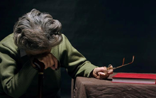 Không cho con cả vay 300 triệu đồng để mua xe, tôi lại "dúi" cho con út hơn 1 tỷ để mua nhà: Ai cũng nói tôi "thiên vị" nhưng không biết sự thật đau lòng đằng sau