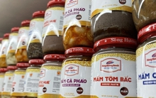 Cà pháo, mắm tôm, bánh lọc 'đi máy bay' vào thị trường Mỹ, Nhật