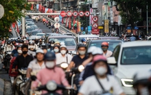 Cầu vượt chữ C Chùa Bộc - Phạm Ngọc Thạch thông xe: Vẫn còn cảnh ùn tắc kéo dài vào giờ cao điểm