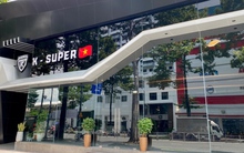 Showroom của Phan Công Khanh tại TP.HCM sạch bách siêu xe