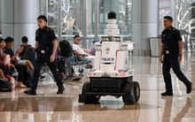Robot cảnh sát chuẩn bị được triển khai trên toàn Singapore