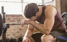 Người đàn ông 33 tuổi bị đột quỵ khi đang tập thể dục: Đây là triệu chứng cảnh báo ai cũng nên biết