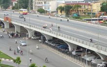 Hình ảnh trái ngược tại các gầm cầu cạn Hà Nội