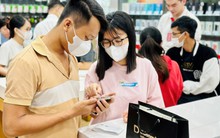 "Chẳng ăn được của nhau", các nhà bán lẻ công nghệ chuyển hướng mới: TGDĐ bắt trend "Very hợp", Di động Việt cũng "Flex đến hơi thở cuối cùng"