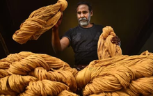 Chỉ trong nửa đầu năm 2023, Việt Nam chi hơn 4 tỷ USD nhập khẩu mặt hàng quan trọng này từ Trung Quốc, là mặt hàng quốc gia này xuất khẩu đứng đầu thế giới