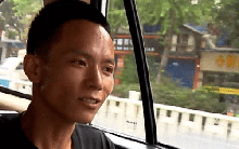 Nằm mơ thấy 1 cây lê suốt 27 năm, chàng trai ứa nước mắt khi tìm ra địa điểm y hệt ngoài đời