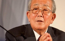 Đạo đối nhân xử thế của ông hoàng kinh doanh Nhật Bản Kazuo Inamori: "Đừng bao giờ tay không tới nhà ai ăn cơm, khi đi phải mang theo quà!”