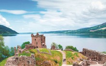 Những hồ nước đẹp nhất thế giới