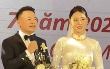 Shark Bình phát biểu trên sân khấu trong ngày vui: "Khi đến với Oanh cảm giác câu chuyện của chúng tôi giống như 1 bộ phim"