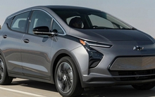 Nhà làm xe số 1 Mỹ chi chục tỷ USD đuổi theo Tesla nhưng vấp đá tảng, nhà đầu tư lo lắng