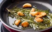 Loại củ “nặng mùi” nhiều người sợ nhưng có tác dụng hạ mỡ máu hiệu quả, Việt Nam bán đầy chợ