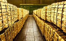 Một quốc gia nhập khẩu kỷ lục tới 75 tấn vàng của Nga: Họ dùng vàng để làm gì?
