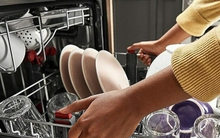 Lý do bạn nên mua máy rửa bát ngay và luôn