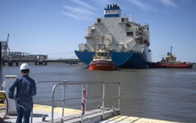 Một ngành công nghiệp của Trung Quốc đang bùng nổ vượt xa cả thế giới, dầu Nga nguy cơ mất đi khách hàng lớn nhất