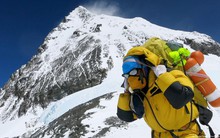 Vì sao những người bỏ mạng trên đỉnh Everest sẽ phải nằm tại đó mãi mãi?