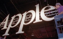 Lịch sử của Apple qua những bức ảnh: Phần I: Khởi đầu đầy khó khăn của Steve Jobs