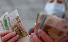 MK: Người Nga đang 'đau đầu' với cách dùng tiền