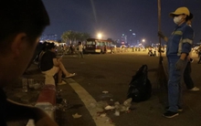 Công nhân môi trường vất vả sau đêm nhạc của BlackPink: "20 năm trong nghề chưa bao giờ thấy lượng rác nhiều như vậy"