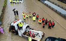 Bão Doksuri ở Trung Quốc: 31.000 người ở Bắc Kinh buộc phải sơ tán khi mưa lớn tấn công