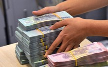 Ngân hàng "đau đầu" rao bán tài sản