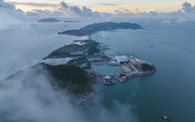 Trung Quốc hoàn thành đường hầm xuyên biển bằng bê tông vỏ thép dài, rộng nhất thế giới: Chỉ mất 30 phút để di chuyển giữa các siêu đô thị, dự kiến thông xe vào năm 2024