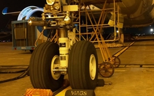 Máy bay cán đinh tại Nội Bài, Tân Sơn Nhất: Đinh ở đâu ra?