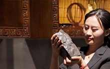 Lạ kỳ những thợ săn đá rơi từ trời: Quyết không bán dù giá cao ngất ngưởng, chỉ muốn khám phá bí ẩn của vụ trụ bao la