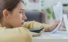 4 nguyên tắc chi tiêu giúp bạn tránh bị thâm hụt ngân sách khi chưa hết tháng