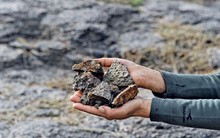 Không muốn mất ‘miếng bánh’ xe điện, hãng dầu mỏ 400 tỷ USD cũng đi đào Lithium bán cho Tesla, Ford, Volkswagen