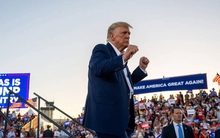 Cơ hội nào để ông Trump quay lại Nhà Trắng?