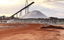 Phát hiện mỏ đá cứng chứa ‘kho báu’ khổng lồ được cả thế giới săn lùng, quốc gia này dự kiến sẽ ‘làm mưa làm gió’ trong ngành pin xe điện